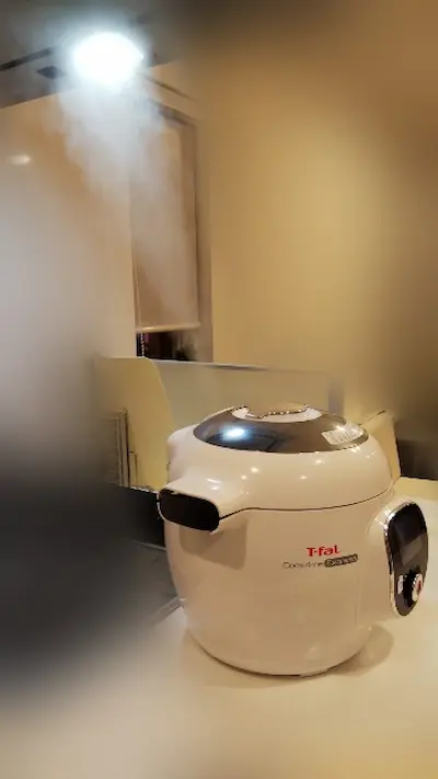 クックフォーミーエクスプレスから出ている蒸気の量