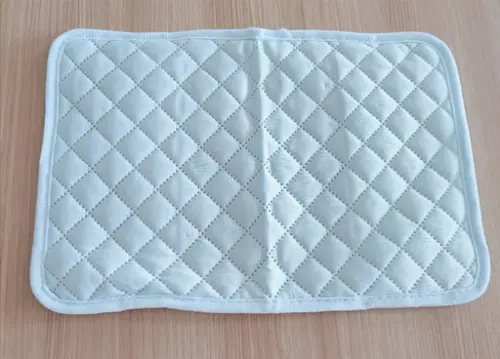 キャンドゥ　接触冷感ピローパッド