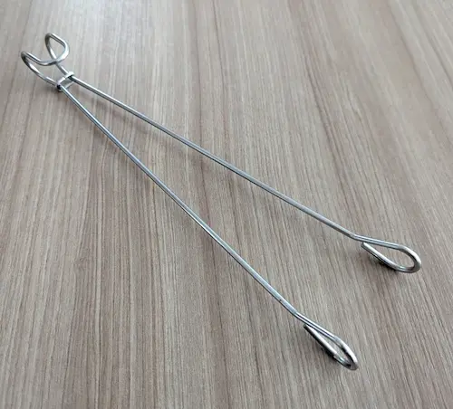 セリアの水筒内を洗うためのトング