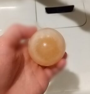 酢に入れた卵