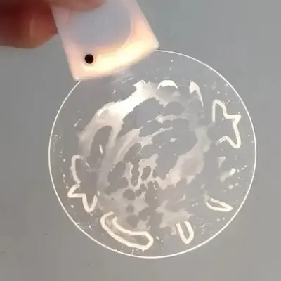 アクリルライト文字を消すときは水拭きでOK