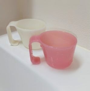 プリス水切りできるコップ