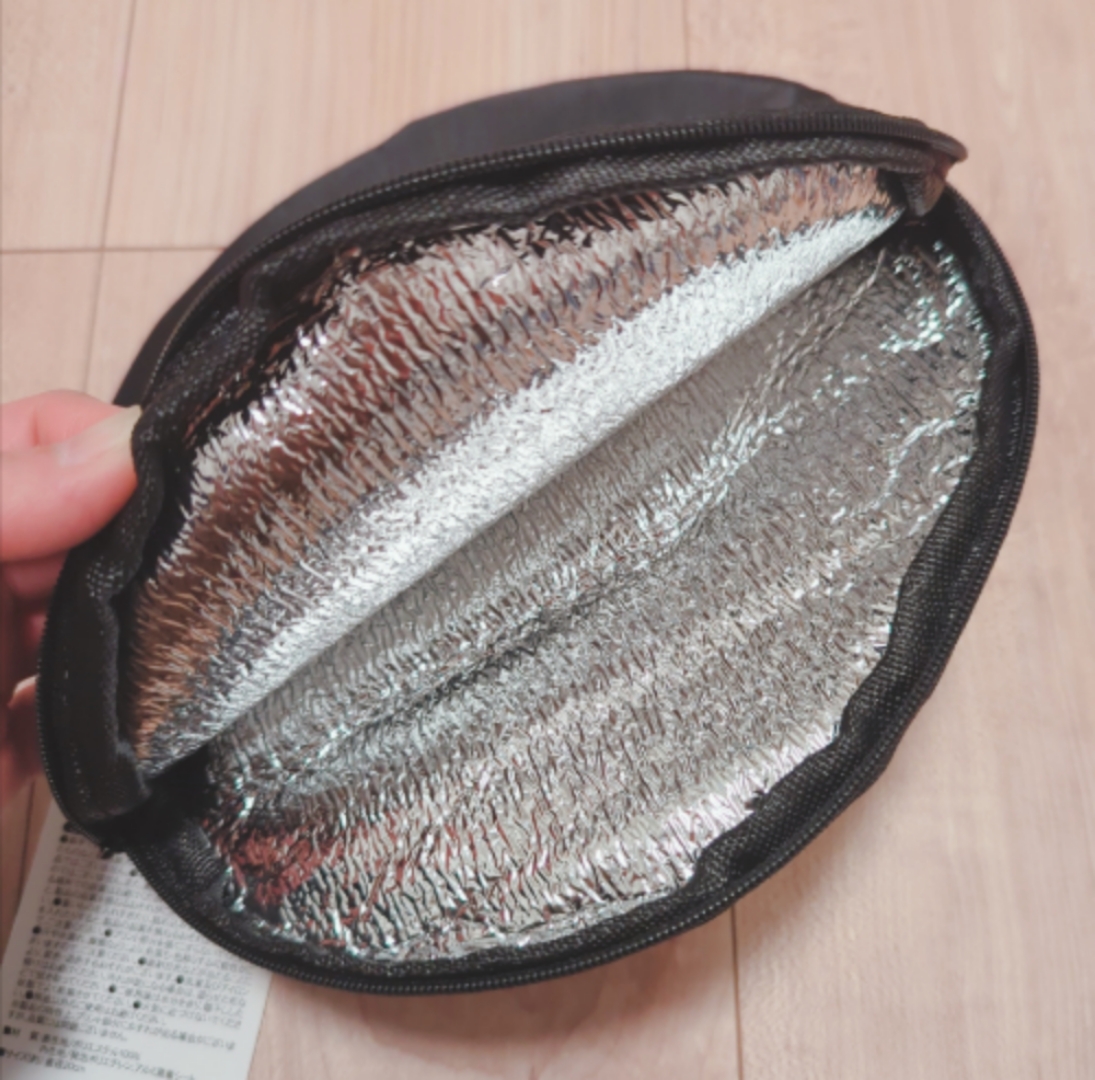 セリアアイスリングポーチ内側
