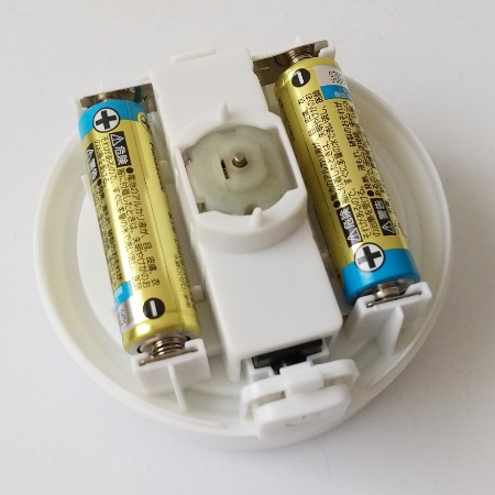 ダイソー卓上クリーナー電池