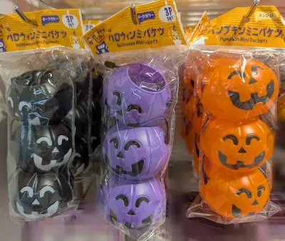 セリアのハロウィングッズ ハロウィンミニバケツ