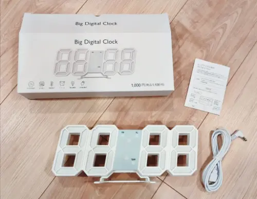 THREEPPY(スリーピー)のデジタル時計「Big Digital Clock」の内容