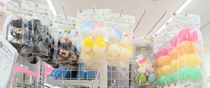 ダイソーイースターグッズ│ディズニーのキャラクターの卵カプセル