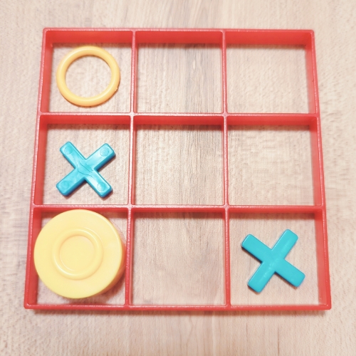 ダイソー〇×ゲームで遊んでいる様子