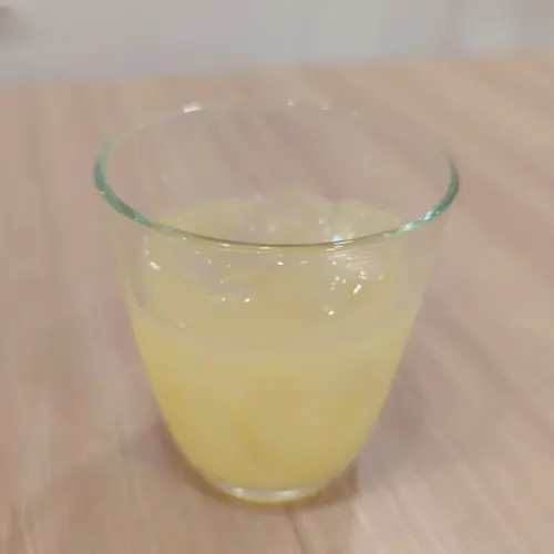 紀伊路屋さんの「じゃばら果汁ストレート」を使用　オレンジジュース＋じゃばら果汁