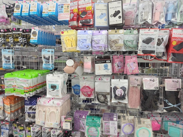 ダイソーモバイルバッテリー売り場